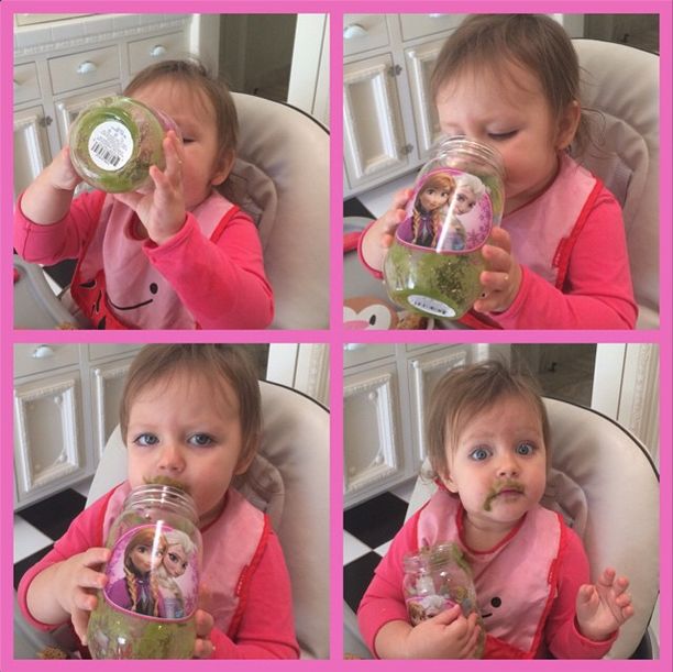 Córeczka Holly Madison już jest modelką (FOTO) Córeczka Holly Madison już jest modelką (FOTO)