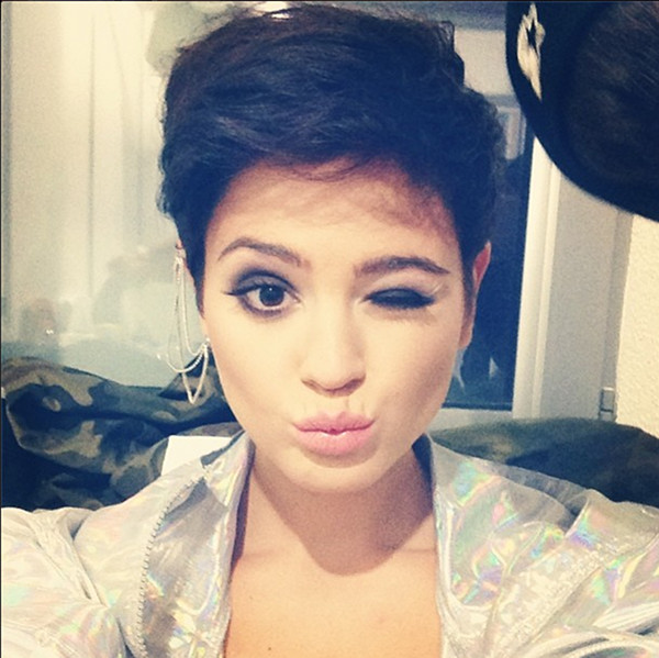 Honey z krótkimi włosami!