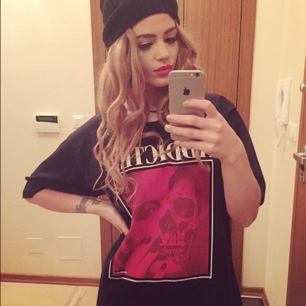 Co powiecie na Honey w blondzie? (FOTO)