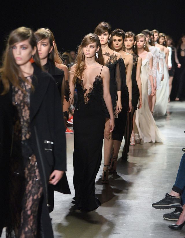 Iga Lis pokazała sukienkę na studniówkę (Instagram) Iga Lis pokazała sukienkę na studniówkę (Instagram)