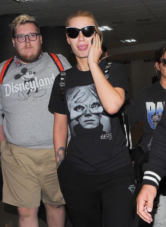 Polskie akcenty w stylizacji zagranicznej gwiazy (FOTO) Polskie akcenty w stylizacji zagranicznej gwiazy (FOTO)