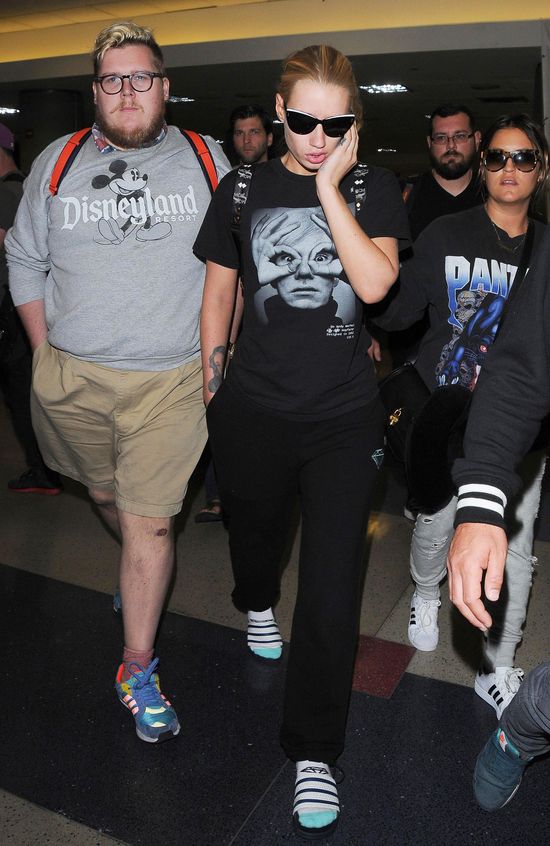 Polskie akcenty w stylizacji zagranicznej gwiazy (FOTO) Polskie akcenty w stylizacji zagranicznej gwiazy (FOTO)