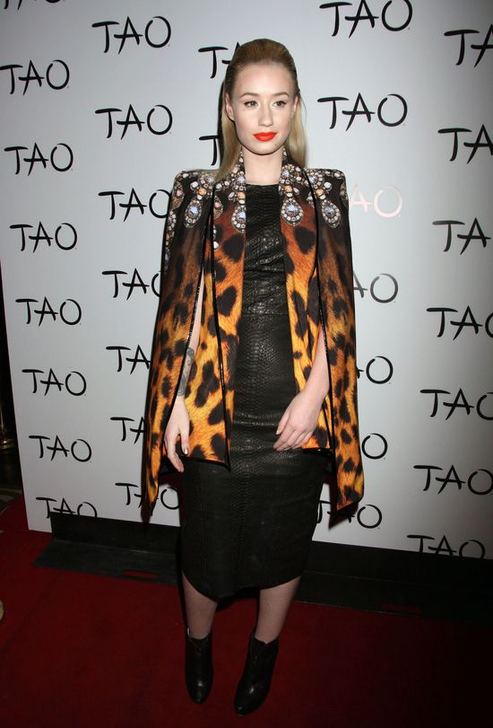 Iggy Azalea, była kochanka Kanye Westa, błyszczy na salonach