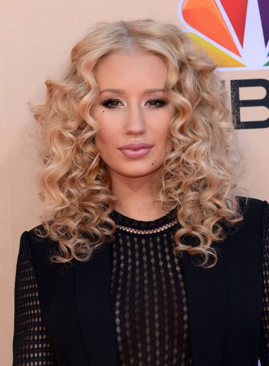 Iggy Azalea dobrze zrobiła chwaląc się nowym biustem?