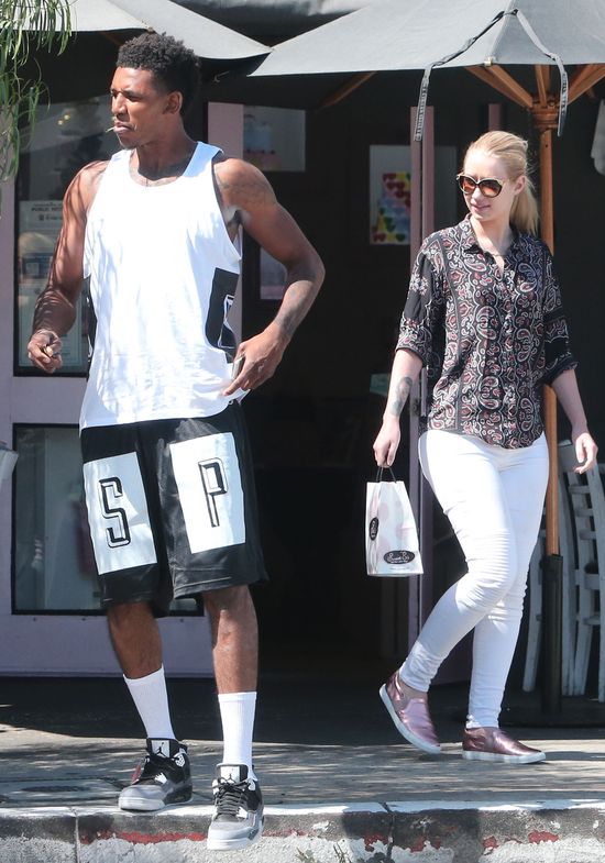 To z nim Iggy Azalea pozowała nago (FOTO)