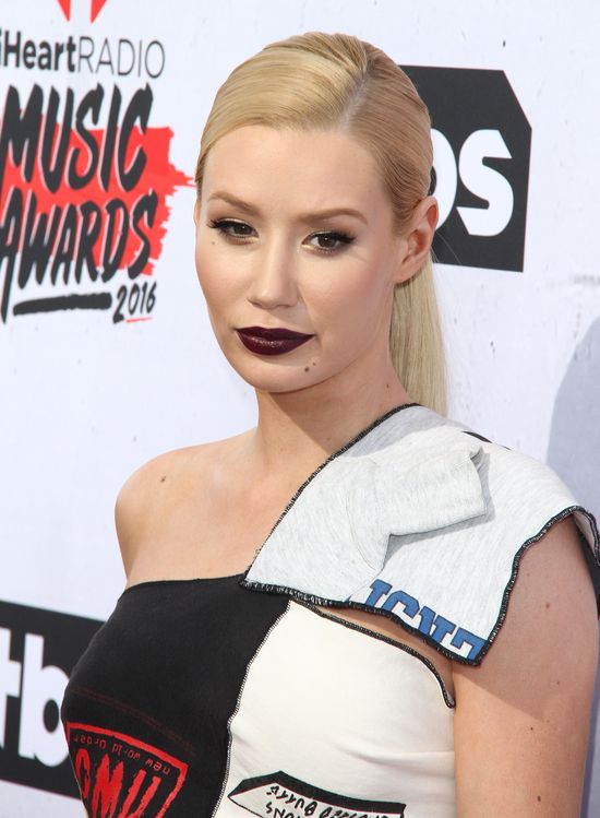 Zdrada Nicka spłynęła po Iggy Azalei jak po kaczce? Zdrada Nicka spłynęła po Iggy Azalei jak po kaczce?