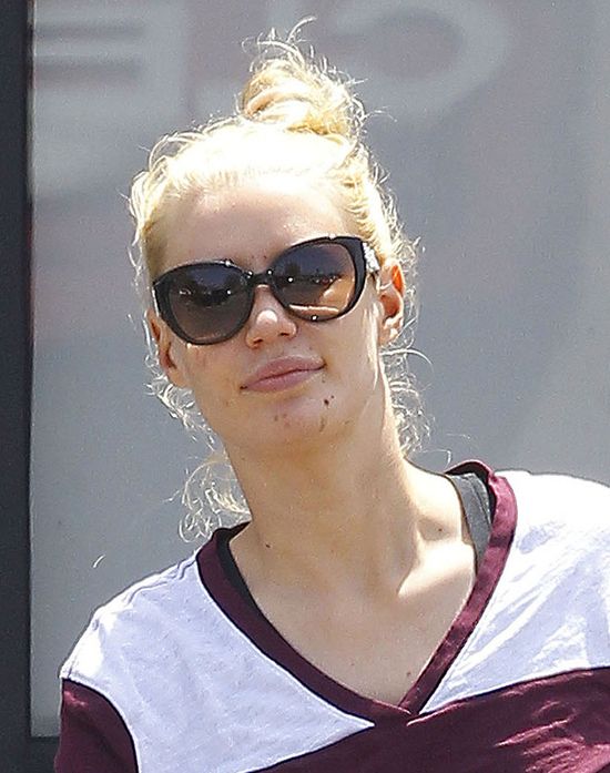 Zoperowana Iggy Azalea przyłapana bez makijażu (FOTO)