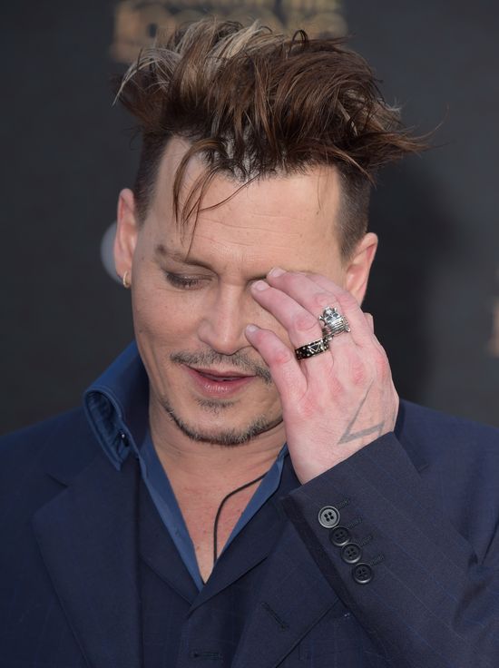 Johnny Depp trafił do... SZPITALA PSYCHIATRYCZNEGO?!