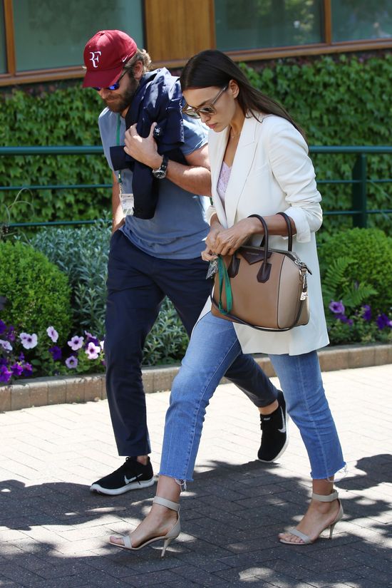 Ciężarna Irina Shayk porzucona przez Bradleya Coopera? Ciężarna Irina Shayk porzucona przez Bradleya Coopera?