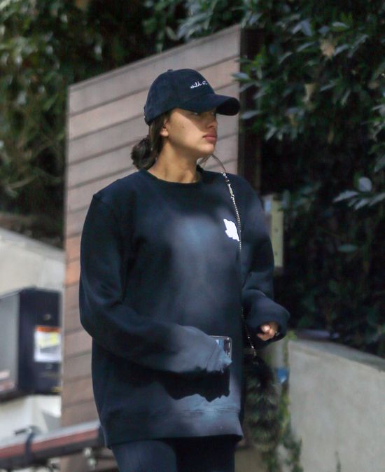 Ciężarna Irina Shayk porzucona przez Bradleya Coopera?