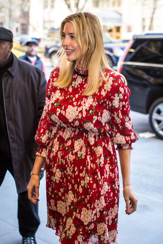 Zmęczona po porodzie? Pierwsze zdjęcia Ivanki Trump (FOTO) Zmęczona po porodzie? Pierwsze zdjęcia Ivanki Trump (FOTO)