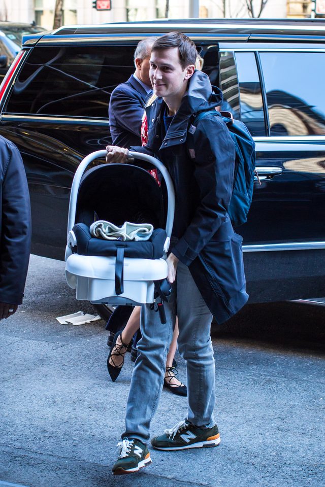 Zmęczona po porodzie? Pierwsze zdjęcia Ivanki Trump (FOTO) Zmęczona po porodzie? Pierwsze zdjęcia Ivanki Trump (FOTO)