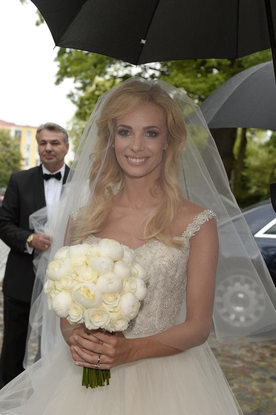 Mamy zdjęcia ze ślubu Izabeli Janachowskiej  (FOTO)
