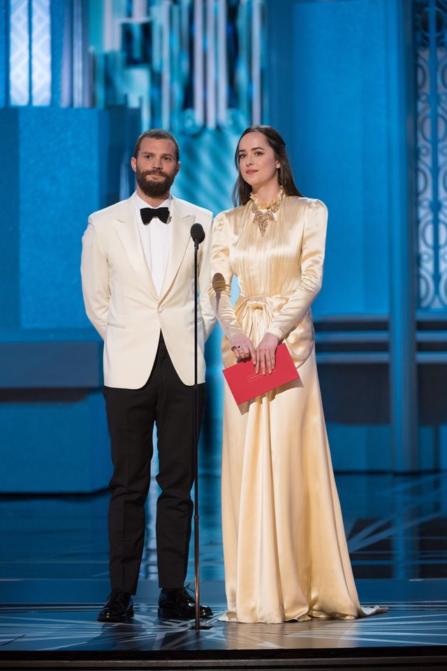 Duża wypukłość w majtach Dornana skłoniła fanki do pisania sprośnych komentarzy