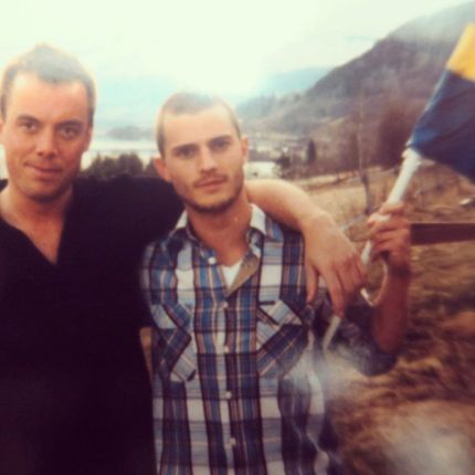 Jak wyglądał Jamie Dornan 12 lat temu? (FOTO) Jak wyglądał Jamie Dornan 12 lat temu? (FOTO)