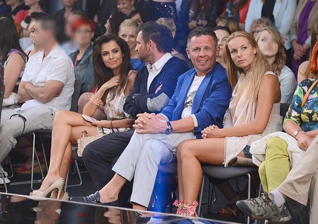 Opalone nogi w fantazyjnych butach (FOTO) Opalone nogi w fantazyjnych butach (FOTO)