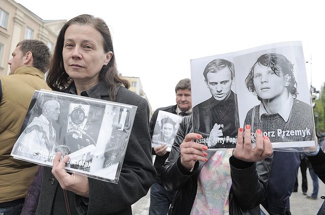 Pogrzeb Wojciecha Jaruzelskiego w atmosferze skandalu (FOTO) Pogrzeb Wojciecha Jaruzelskiego w atmosferze skandalu (FOTO)
