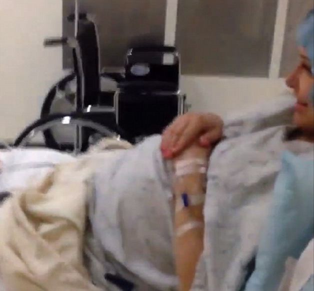 Gwiazdor American Pie pokazał filmik z porodu żony (VIDEO) Gwiazdor American Pie pokazał filmik z porodu żony (VIDEO)