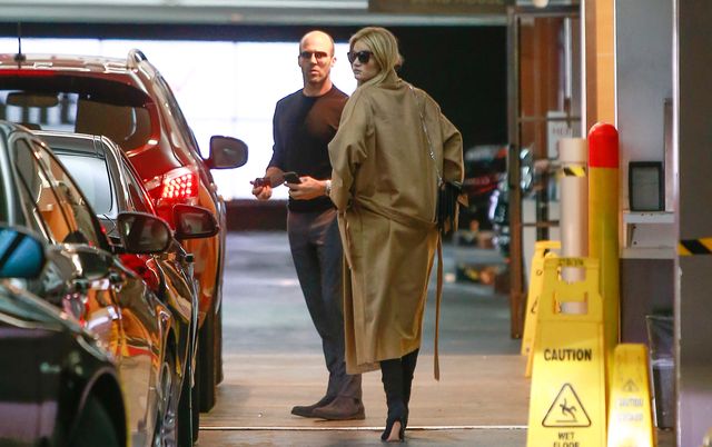 Rosie Huntington-Whiteley nie chce podkreślać ciążowego brzuszka? Rosie Huntington-Whiteley nie chce podkreślać ciążowego brzuszka?