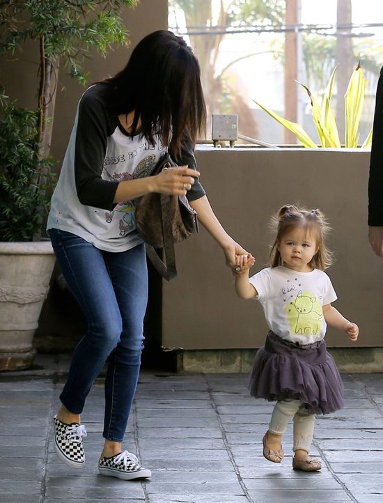 Everly Tatum idzie w ślady mamy (FOTO) Everly Tatum idzie w ślady mamy (FOTO)