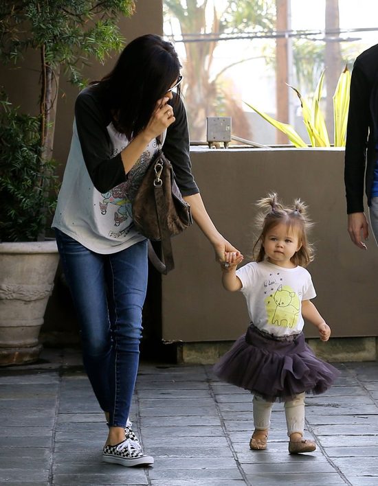 Everly Tatum idzie w ślady mamy (FOTO) Everly Tatum idzie w ślady mamy (FOTO)