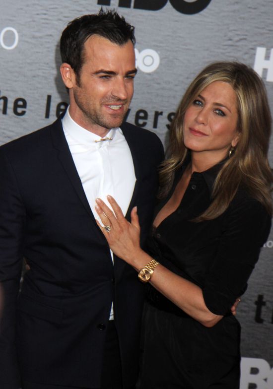 Aniston i Jolie zmierzą się na ślubie wspólnego przyjaciela!