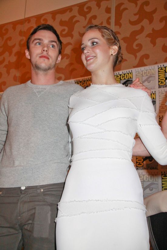 Jennifer lawrence i Nicholas Hoult razem na Comic-Con
