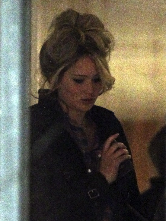 Jennifer Lawrence wygląda jak seksbomba z lat 70. (FOTO) Jennifer Lawrence wygląda jak seksbomba z lat 70. (FOTO)