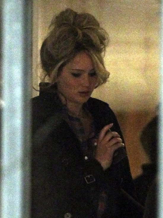 Jennifer Lawrence wygląda jak seksbomba z lat 70. (FOTO) Jennifer Lawrence wygląda jak seksbomba z lat 70. (FOTO)