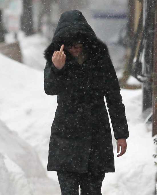 Ta gwiazda nie ma ochoty na zadymkę w towarzystwie paparazzi
