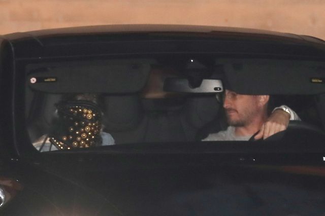 Tak bardzo wstydzi się randek ze swoim chłopakiem? (ZDJĘCIA) Tak bardzo wstydzi się randek ze swoim chłopakiem? (ZDJĘCIA)