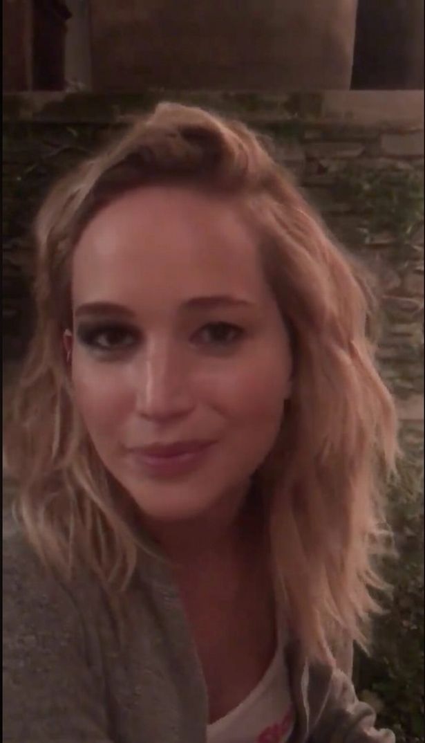 Widzisz to? Co się stało z twarzą Jennifer Lawrence?