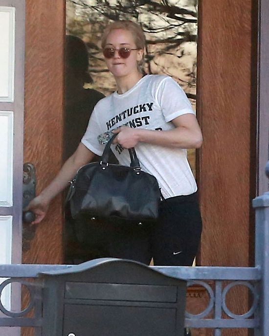 Jennifer Lawrence poza ścianką NIE wygląda jak gwiazda FOTO Jennifer Lawrence poza ścianką NIE wygląda jak gwiazda FOTO