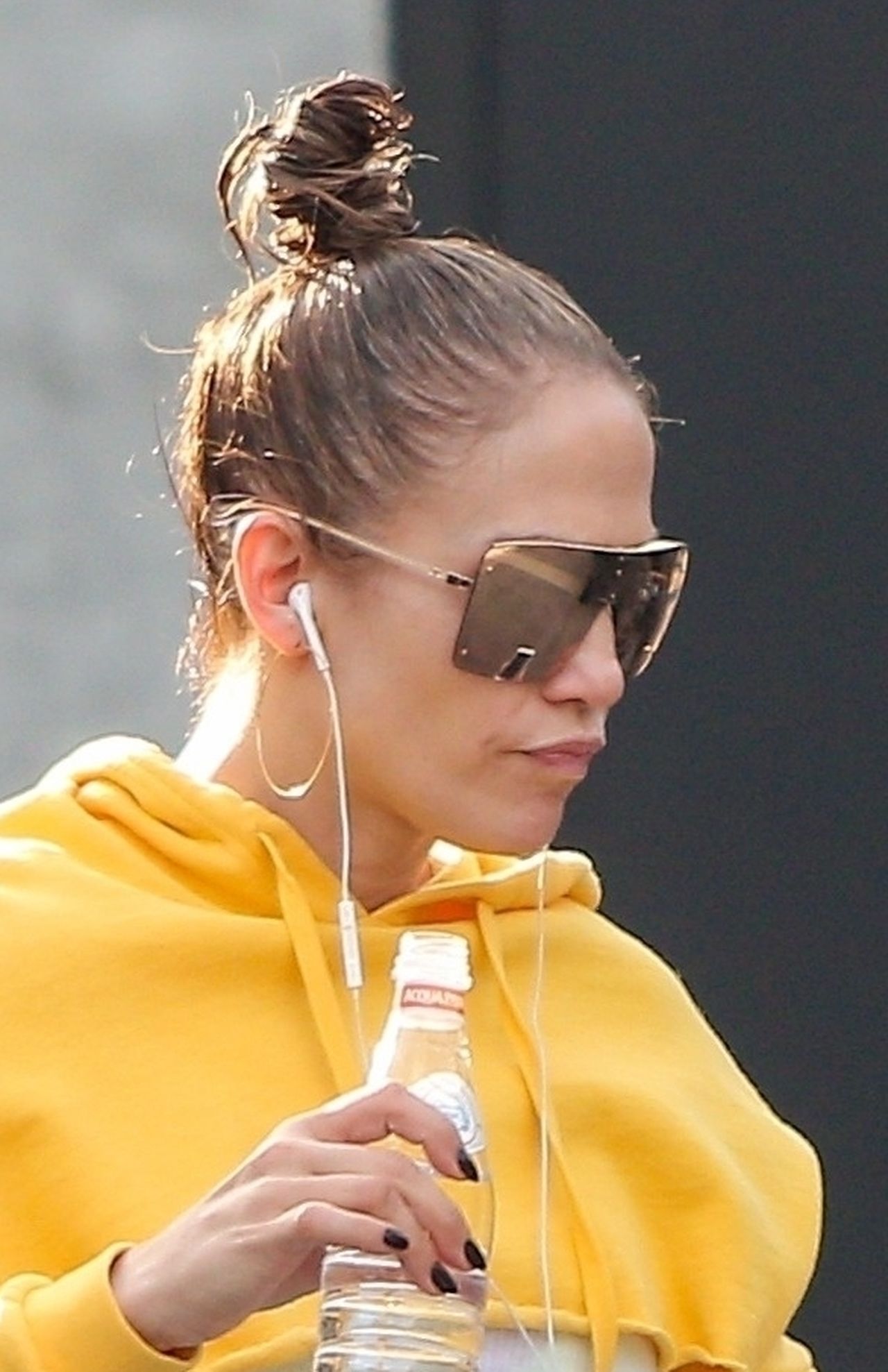 Jennifer Lopez w legginsach pokazuje, gdzie ma kanony piękna (ZDJĘCIA) Jennifer Lopez w legginsach pokazuje, gdzie ma kanony piękna (ZDJĘCIA)