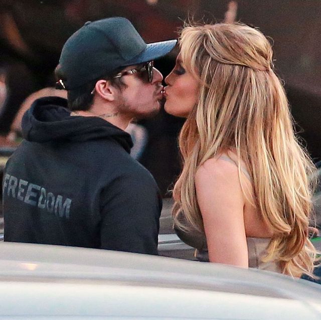 Jennifer Lopez całuje byłego chłopaka!