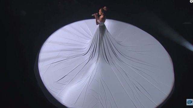 Opadnie Ci szczęka, gdy zobaczysz, co ma na sobie JLo