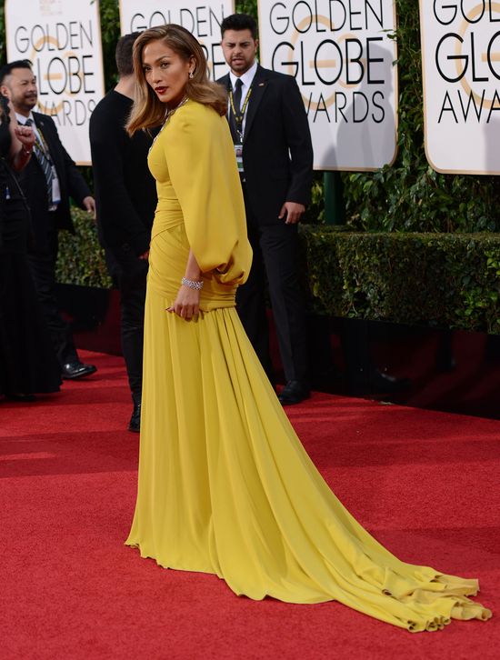 Jennifer Lopez - w końcu obeszło się bez wpadki! (FOTO)