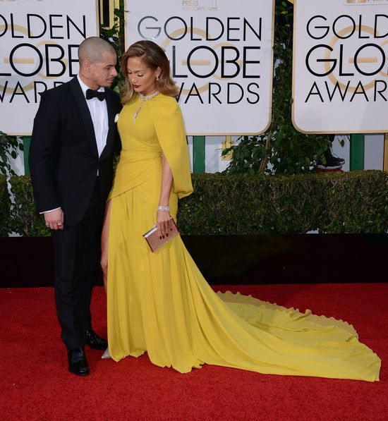 Jennifer Lopez - w końcu obeszło się bez wpadki! (FOTO)