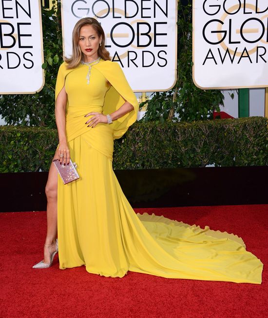 Jennifer Lopez - w końcu obeszło się bez wpadki! (FOTO)