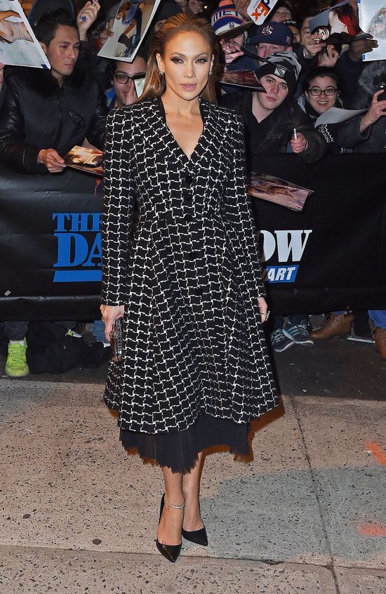 Jennifer Lopez lepiej prezentuje się z daleka, niż z bliska? Jennifer Lopez lepiej prezentuje się z daleka, niż z bliska?