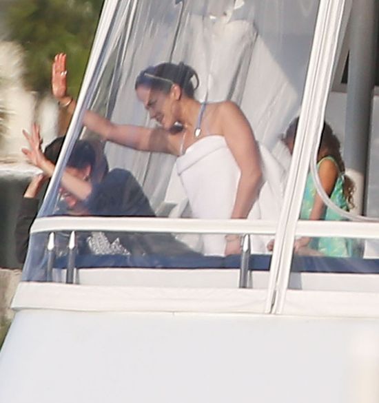 Jennifer Lopez na jachcie z rodziną (FOTO) Jennifer Lopez na jachcie z rodziną (FOTO)