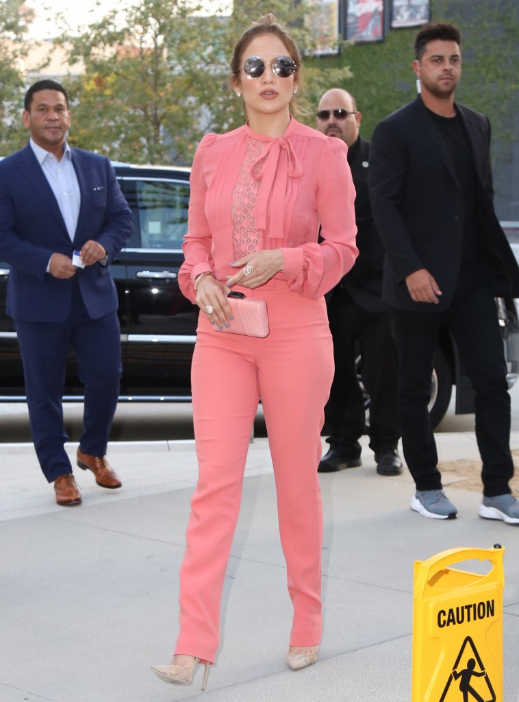 Zbliżenie na twarz Jennifer Lopez (FOTO) Zbliżenie na twarz Jennifer Lopez (FOTO)