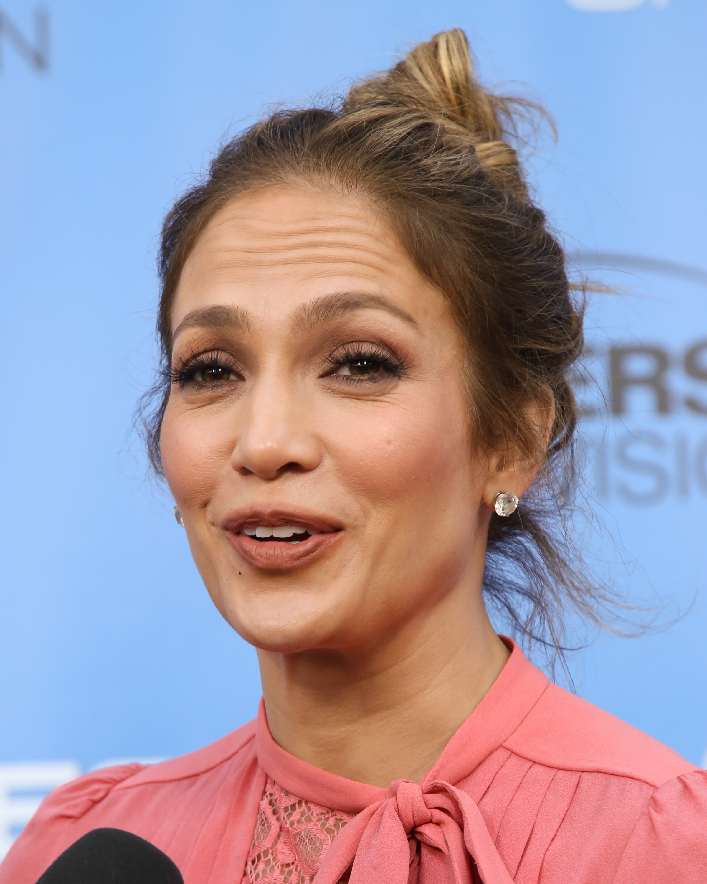 Zbliżenie na twarz Jennifer Lopez (FOTO) Zbliżenie na twarz Jennifer Lopez (FOTO)