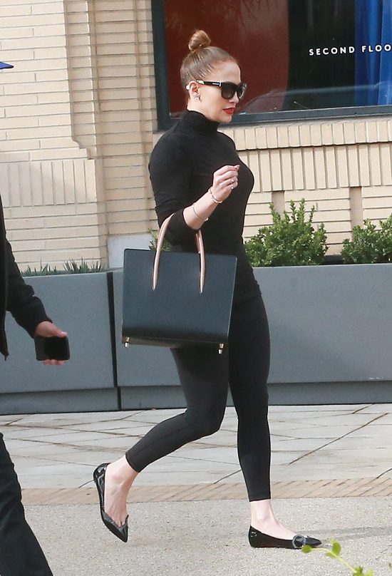 Poznajecie jedną z najgorętszych gwiazd Hollywood? (FOTO)