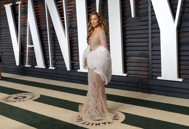 Kreacja Lopez z after party przebiła tę z Oscarów? (FOTO)