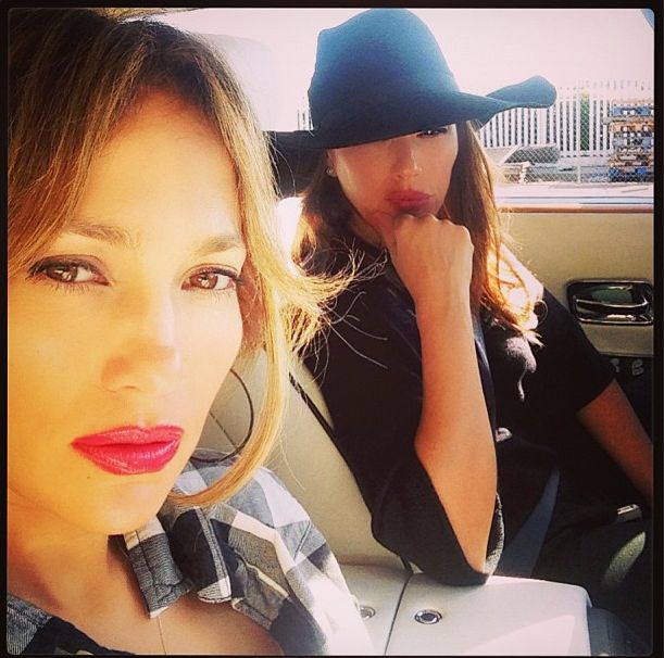 Pijany kierowca wjechał w wóz Jennifer Lopez! (FOTO)