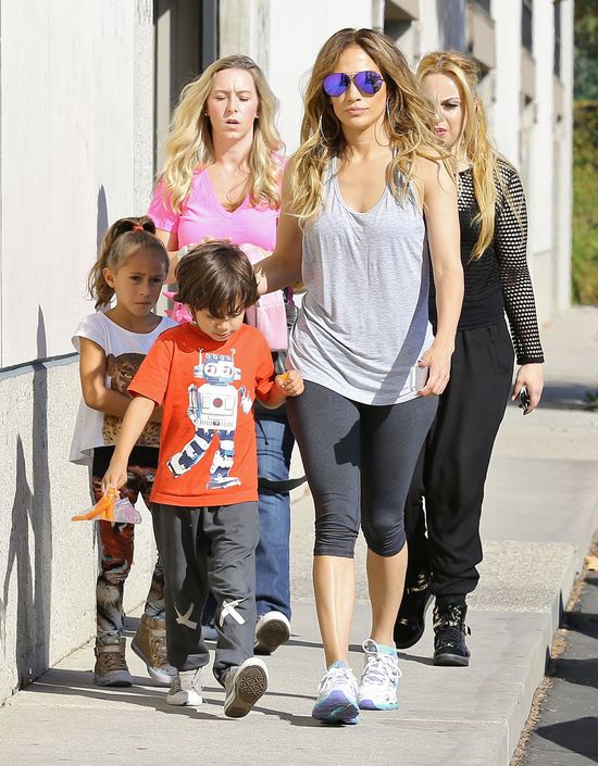 Jennifer Lopez chce, by jej dzieci były geniuszami (FOTO)