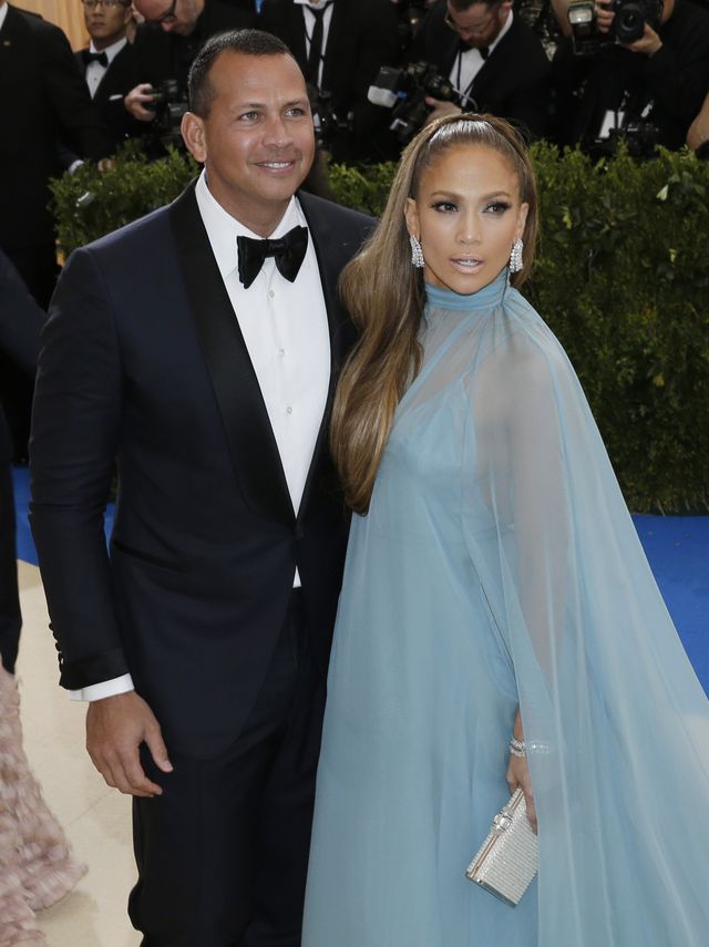 Jennifer Lopez i Alex Rodriguez zdradzają GORĄCE szczegóły pierwszej randki Jennifer Lopez i Alex Rodriguez zdradzają GORĄCE szczegóły pierwszej randki