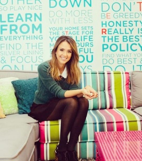 Jessica Alba wpadła w złe towarzystwo! (FOTO) Jessica Alba wpadła w złe towarzystwo! (FOTO)