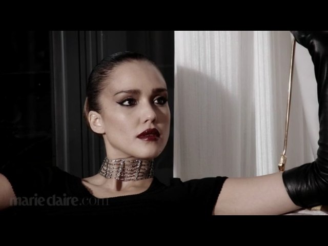 Jessica Alba wyprasowana w Photoshopie (FOTO)